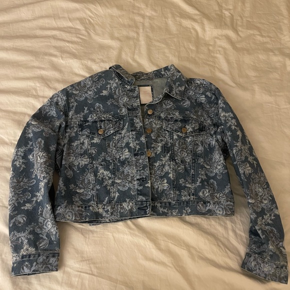 Loveshackfancy x GAP Cropped Floral Denim Jacket - Picture 1 of 2